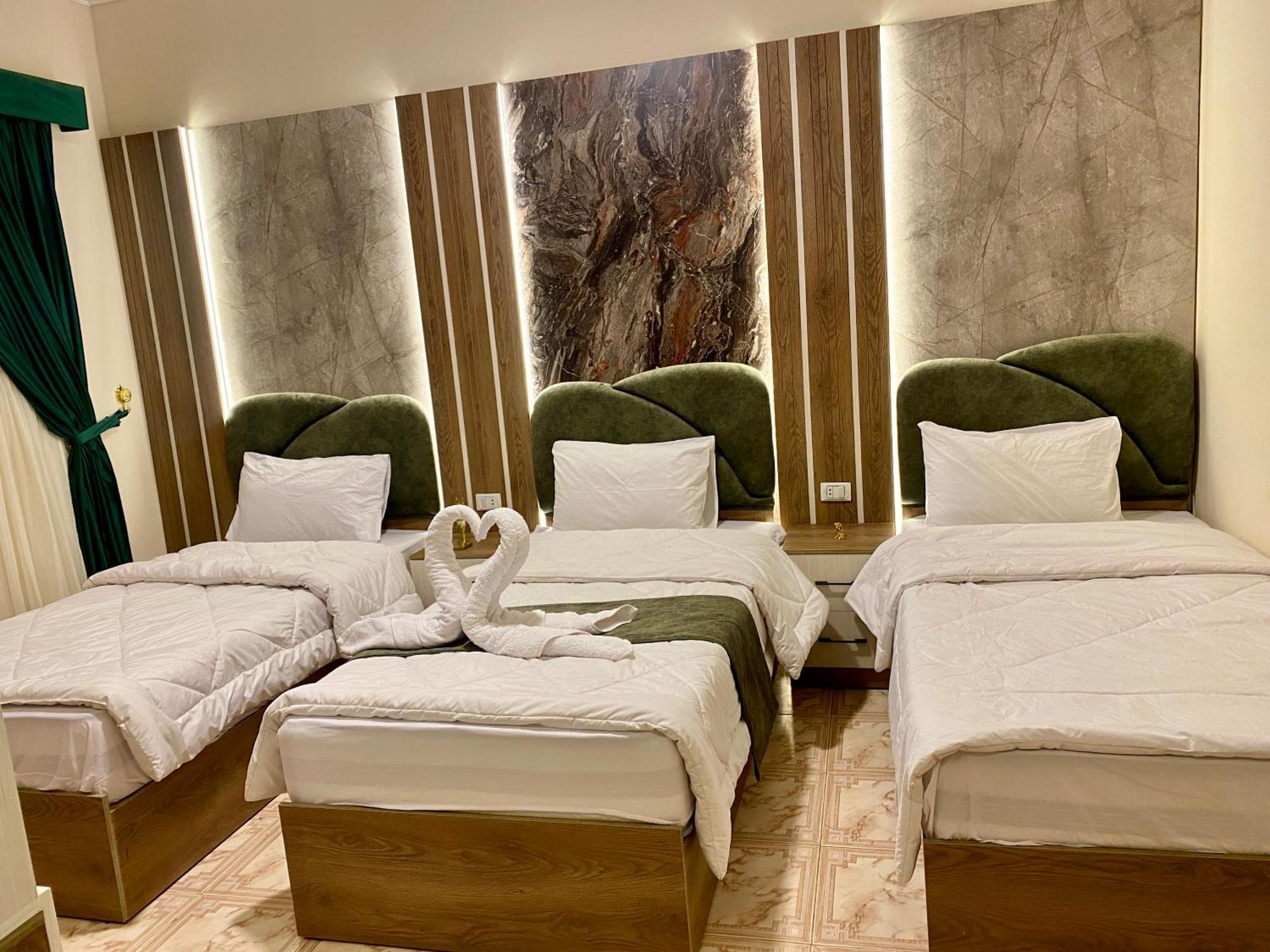 Global Pyramids Hotel Kafrat al Jabal ภายนอก รูปภาพ